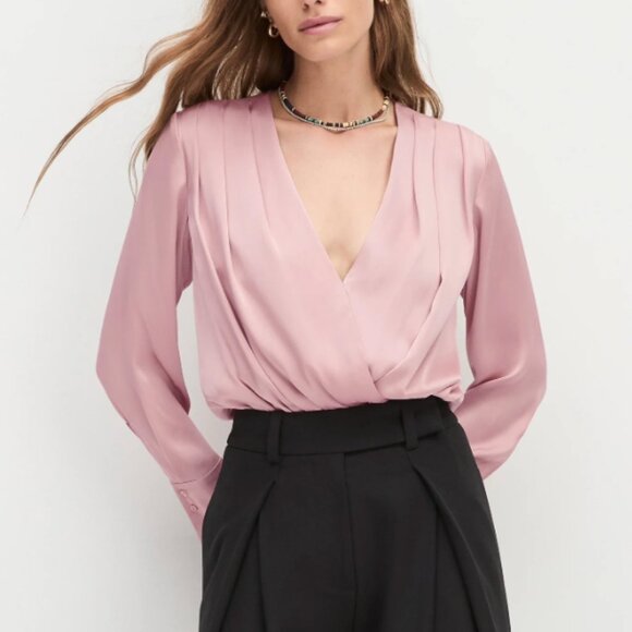 NWT Favorite Daughter The Date Blouse Satin Bodysuit Pink Whimsical Rose - Picture 1 of 7